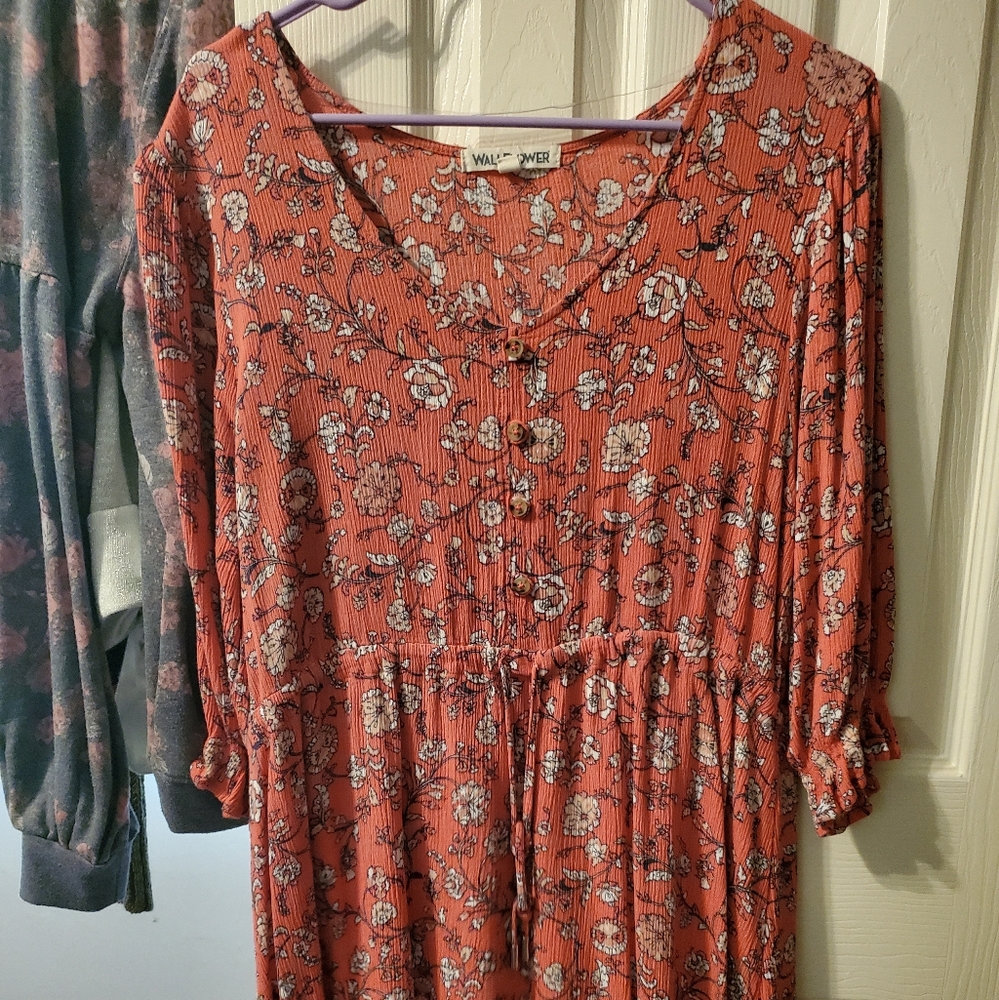 Coral Pink Floral Wallflower Summer Dress Size 1X Plus Size